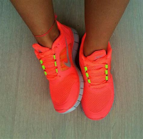 nike sportschuhe damen neon schnürre|neon shoes for women.